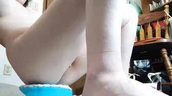 harleyheartstop charming confused handjob both crevices