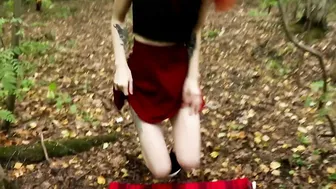 littlereislin crazy woman erotically undressed