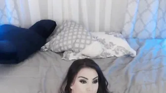 steakfries Hot bitches show curvy shapes