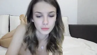 marysweetgirl playing with her big tits