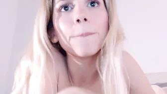 becca_young Hot babe masturbates with sex toy