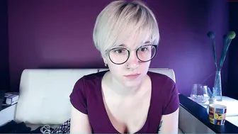 katetailor Depraved mare pulls the vagina