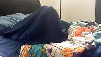 bigthingss Vicious bitch tightly stretches her pussy