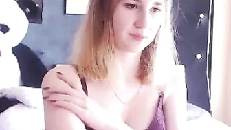nikkinorris Minx in hat caresses clit