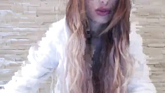 lanassecret Hot brunette girl caresses her pussy lips