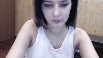 katyafods fucks her pussy