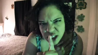 jenni_knight_24 bitch with big tits rides vagina toy