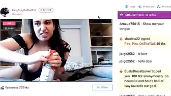 pira pira delightful beauty fucks a shaved vagina