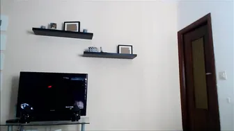 nhaerys Pretty brunette