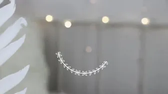 reyareign cutie in stockings showed tits