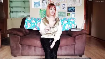 nina crowne cute young lady fucked her cunt with a phallus