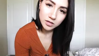 reyareign fascinating courtesan pretty ass fucks sex toy