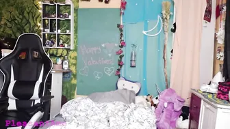 pleasantame flirty passiona masturbates with sex toy
