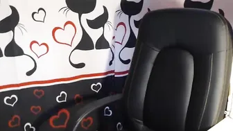 vikki_winner sweet little thing wags elastic booty