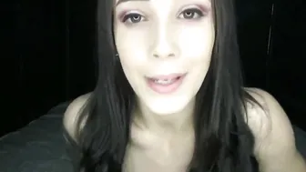 noelleeastonxxx ardent maid seduces with big forms