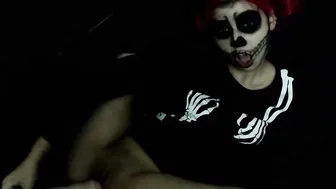 nhaerys luxurious blonde straddled sex toy