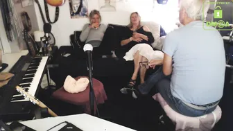 win2win lustful bitch gently masturbates cunt