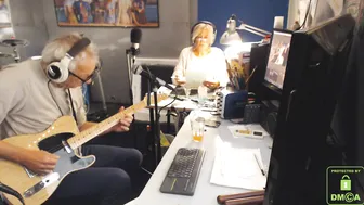 win2win gets squirt orgasm