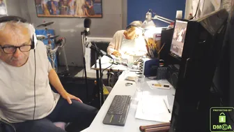 win2win gets squirt orgasm