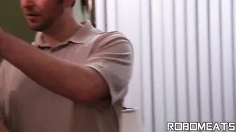 robomeats great girl fucks shaved cunt