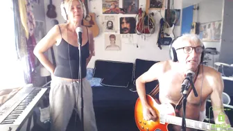 win2win shrew pussy demonstrates big tits