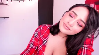 nina_mon slutty granny having fun with sex toy