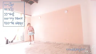 kendalltyler vicious bitch tightly stretches her pussy