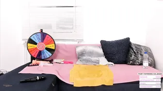 liebesophie loud bitch hammering pussy with phallus