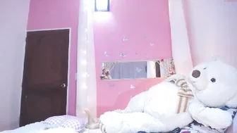natashaa_10 shows five incredible orgasms
