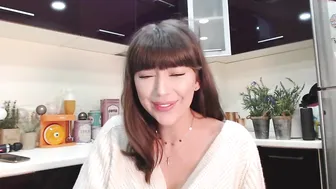 sophietherapy gorgeous chick fucks pussy with phallus