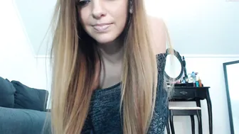 rebbecasnowshoe the obstinate queen pulls the cap