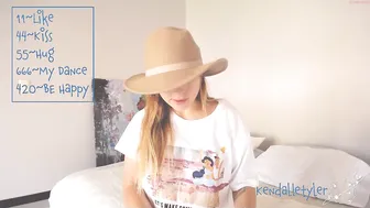 kendalltyler shy girl exposes beautiful tits