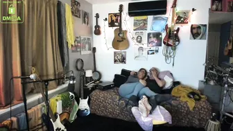 win2win Pretty brunette