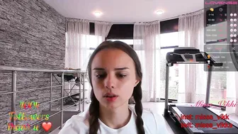misss_vikki Hot brunette
