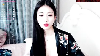 evelyn_hongkong Busty Beauty