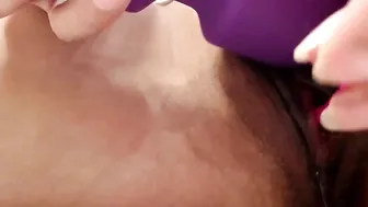 yeu_asian cute girl pulls sex lips