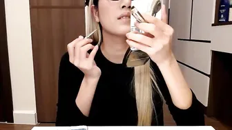 yeu_asian cute blonde in free chat