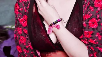 dawnwillow Hot brunette