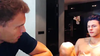 lovleycouplexxx cute brunette girl licks dildo