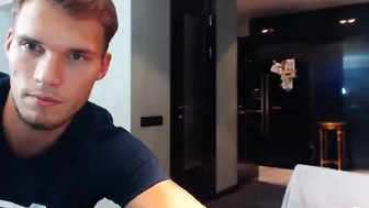 lovleycouplexxx cute brunette girl licks dildo