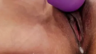 yeu_asian hot babe jerking off pussy