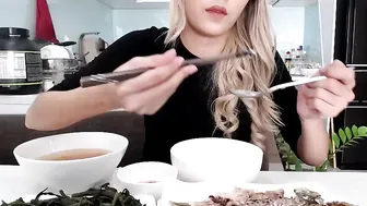 yeu_asian fierce handjob with effect