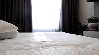 yeu_asian luxurious passion relish shaved shaved holes