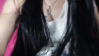 x_mariana_s vicious lady pulls clit