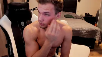 lovleycouplexxx busty fat lady masturbates cunt