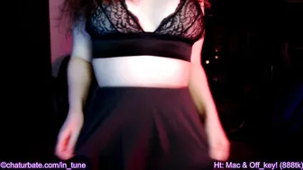 in_tune skillful slut jerks off