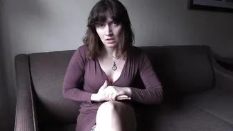 bettie bondage big ass blonde in stockings twisting her ass