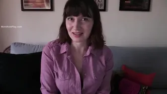 bettie bondage the charming slut fucks her pussy with a phallus