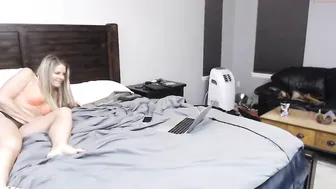 derrick_and_brittany erotically dancing