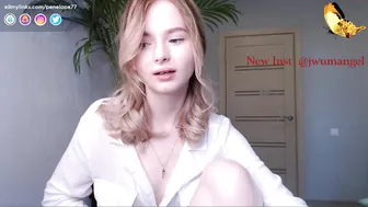 penelopa77 pretty chick fucks pussy with black dildo